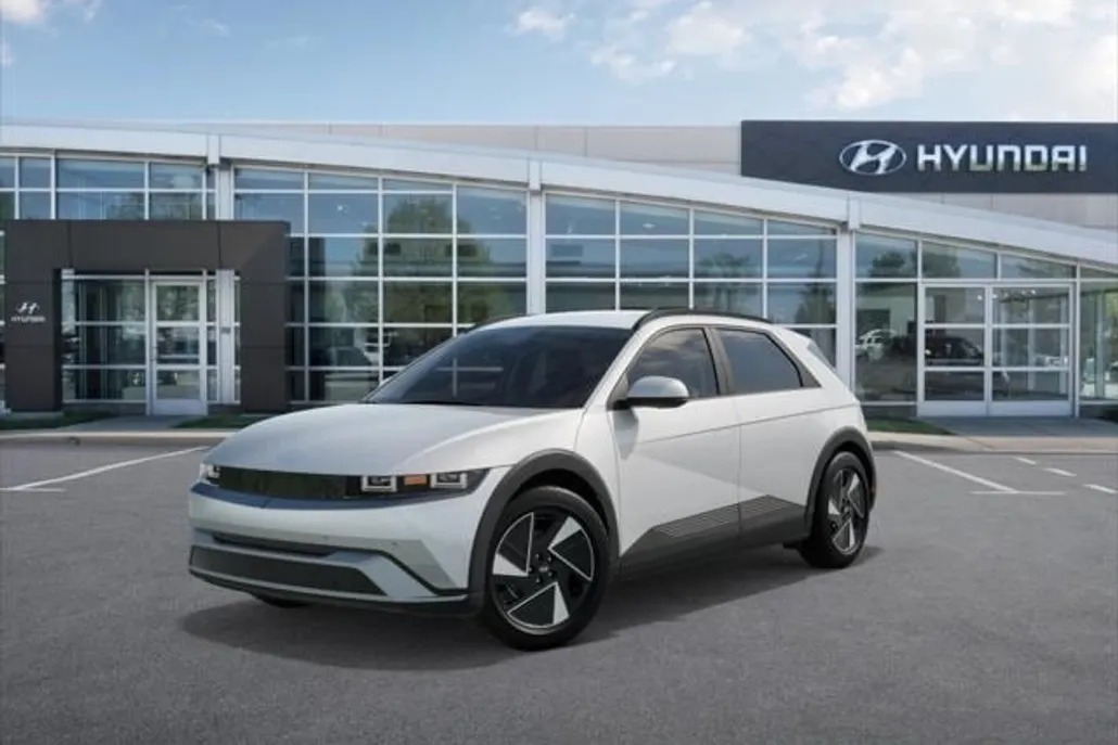 2025 Hyundai Ioniq 5 SEL photo 1