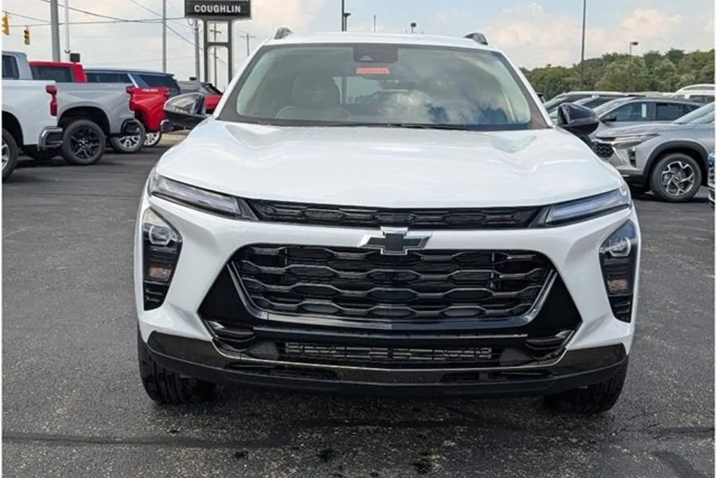 2025 Chevrolet Trax ACTIV photo 1