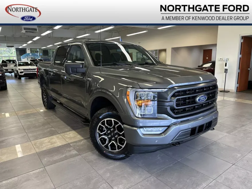 2023 Ford F-150 XLT photo 1
