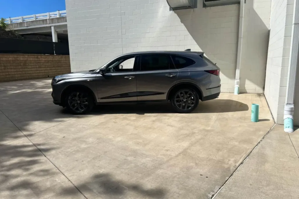2022 Acura MDX SH-AWD A-Spec photo 1