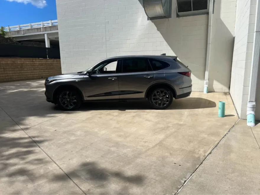 2022 Acura MDX SH-AWD A-Spec photo 1