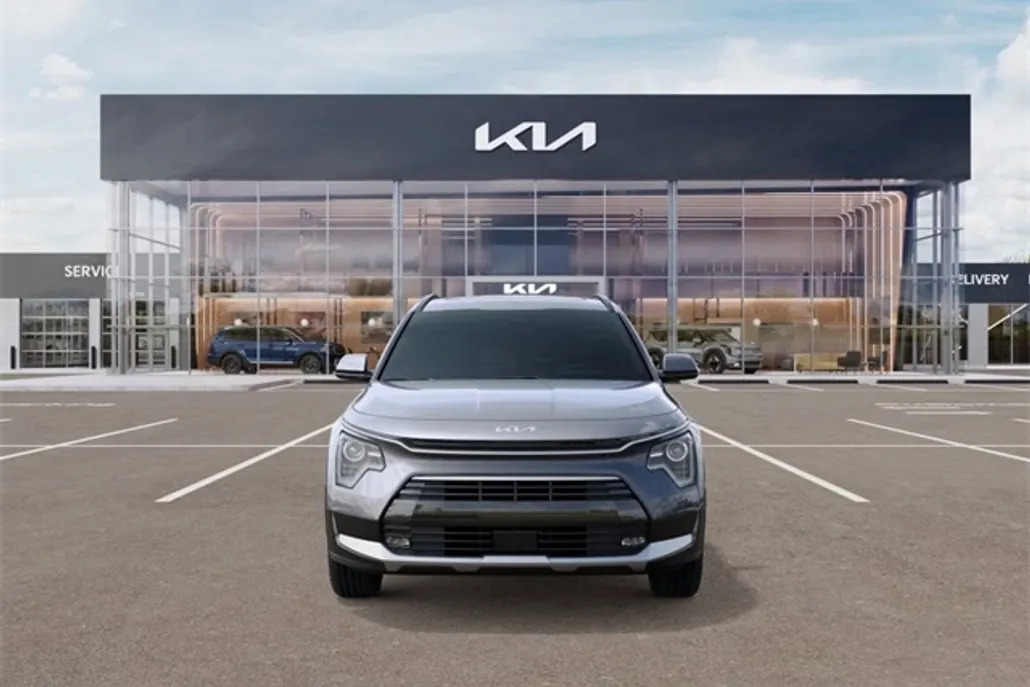 2025 Kia Niro EX Touring photo 1