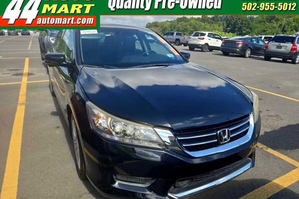 2015 Honda Accord Touring photo 1