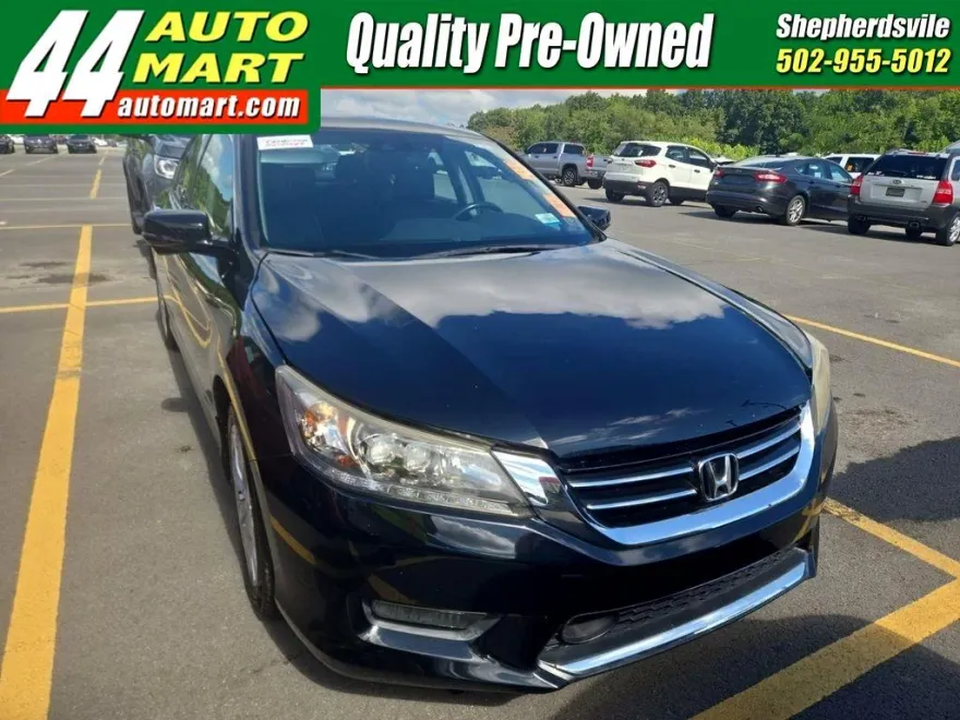 2015 Honda Accord Touring photo 1
