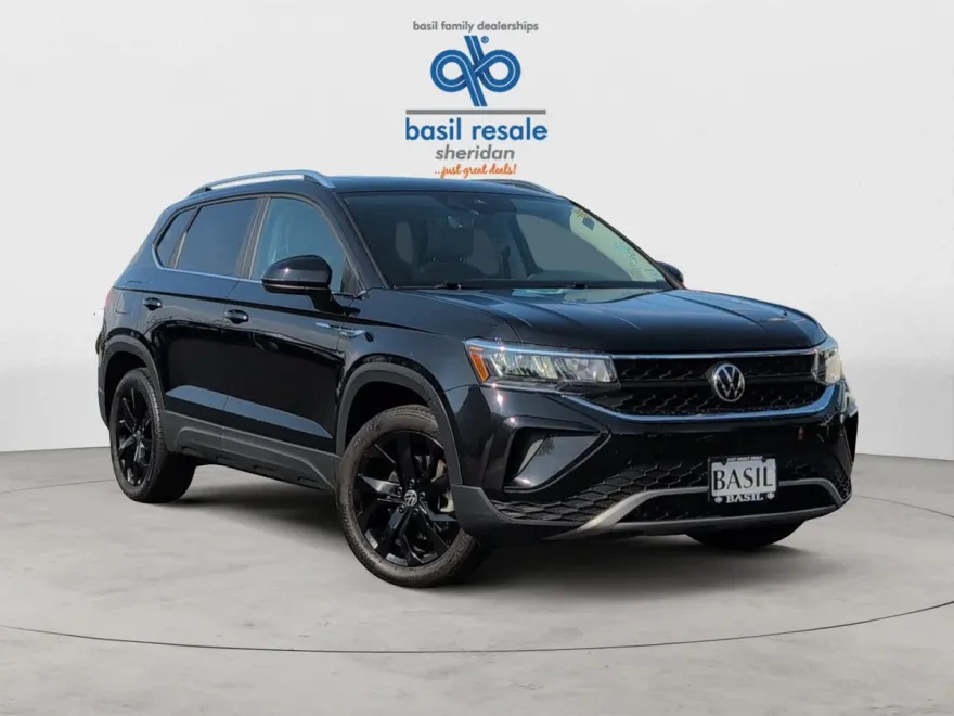 2022 Volkswagen Taos SE photo 1