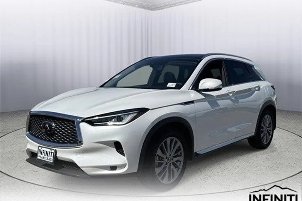 2025 Infiniti QX50 Luxe AWD photo 1