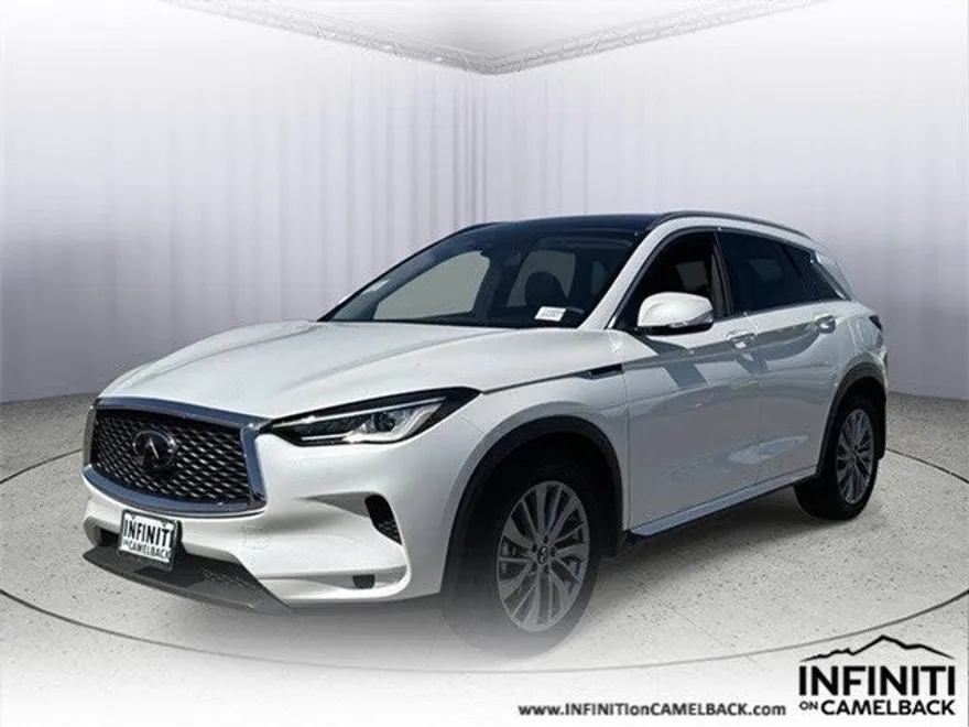 2025 Infiniti QX50 Luxe AWD photo 1