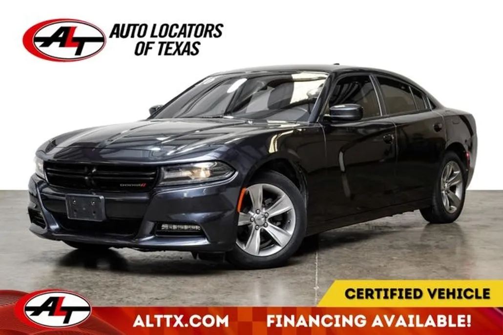2016 Dodge Charger SXT photo 1