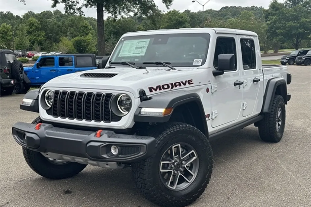 2025 Jeep Gladiator Mojave photo 1