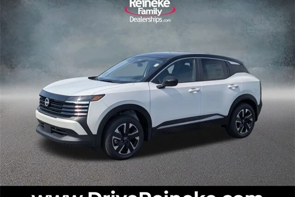 2025 Nissan Kicks SV photo 1