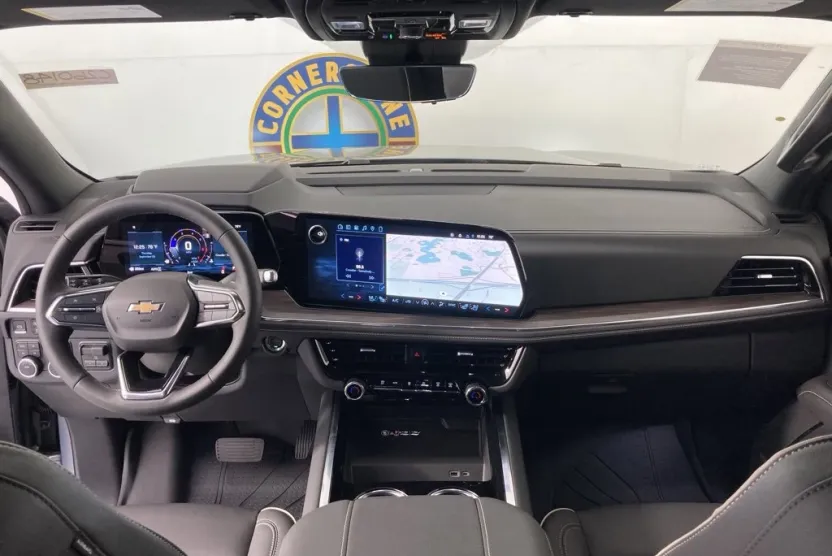 2026 Chevrolet Suburban Premier photo 1