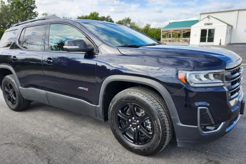 2022 Gmc Acadia AT4 photo 1
