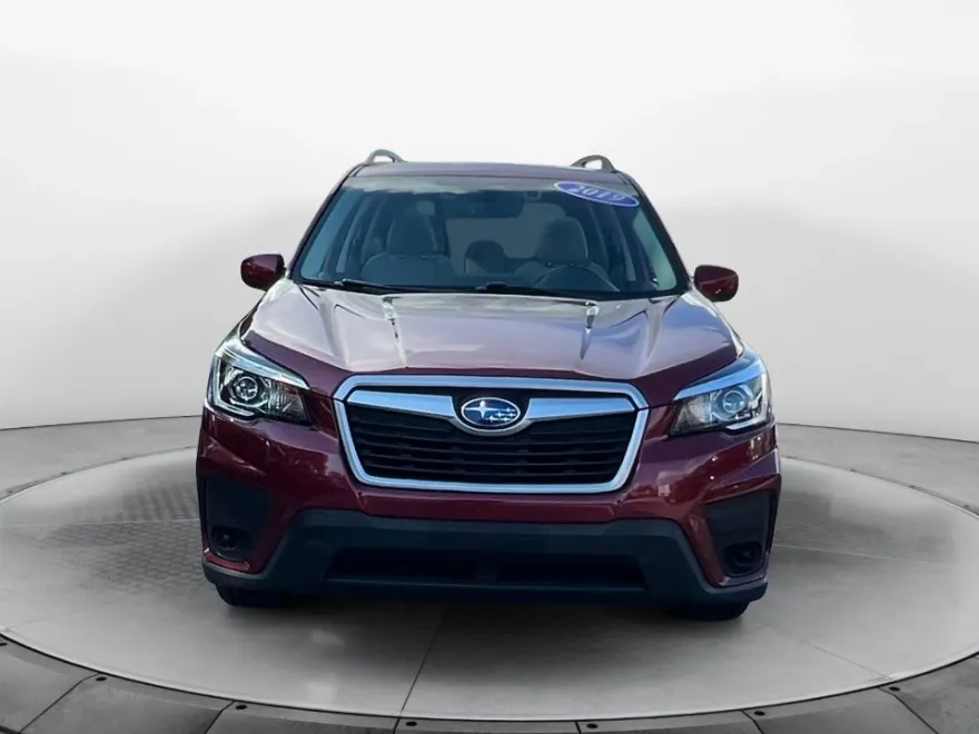 2019 Subaru Forester Premium photo 1