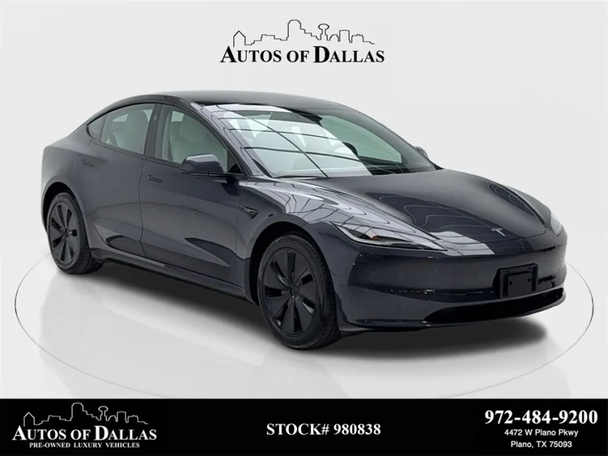 2025 Tesla Model 3 Long Range photo 1