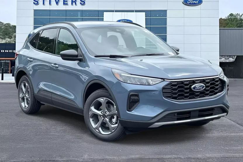 2025 Ford Escape Hybrid ST-Line photo 1