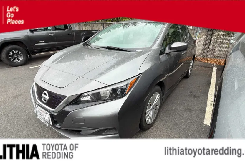 2021 Nissan Leaf S photo 1