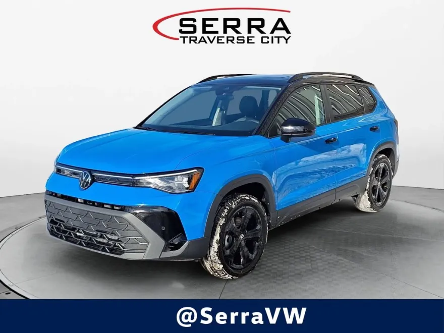 2025 Volkswagen Taos SE photo 1