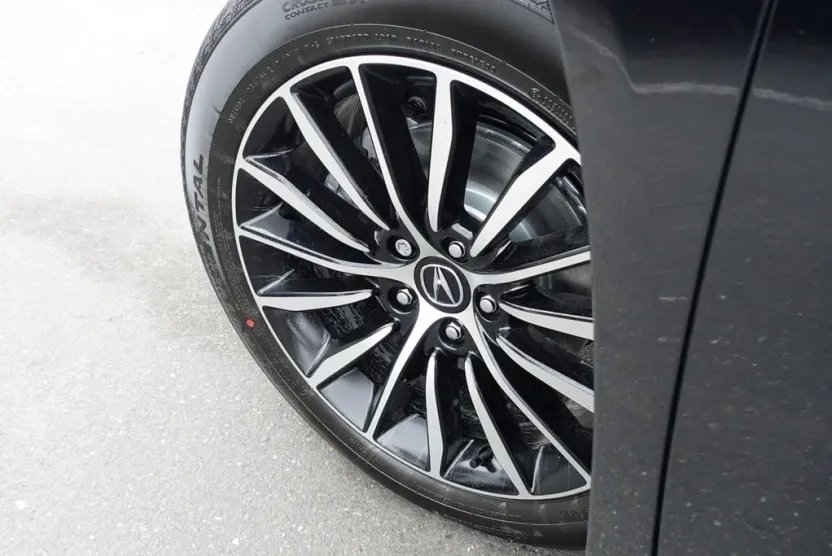 2025 Acura RDX Advance photo 1