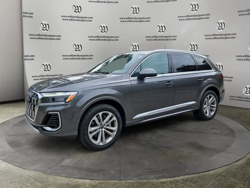 2025 Audi Q7 55 Premium Plus photo 1