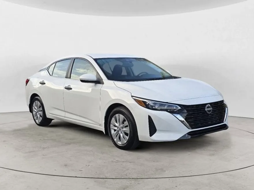 2025 Nissan Sentra S photo 1
