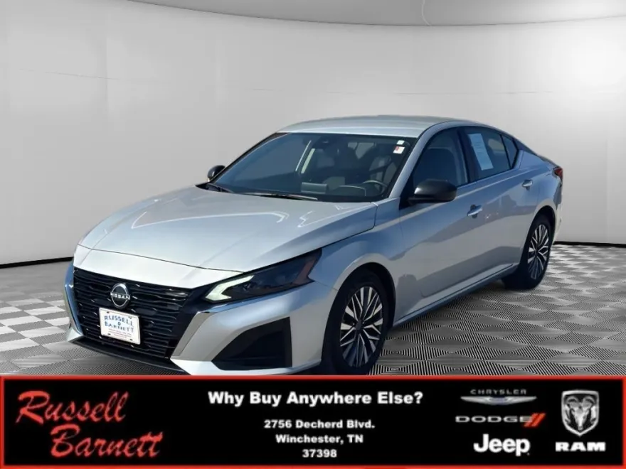 2024 Nissan Altima 2.5 SV photo 1