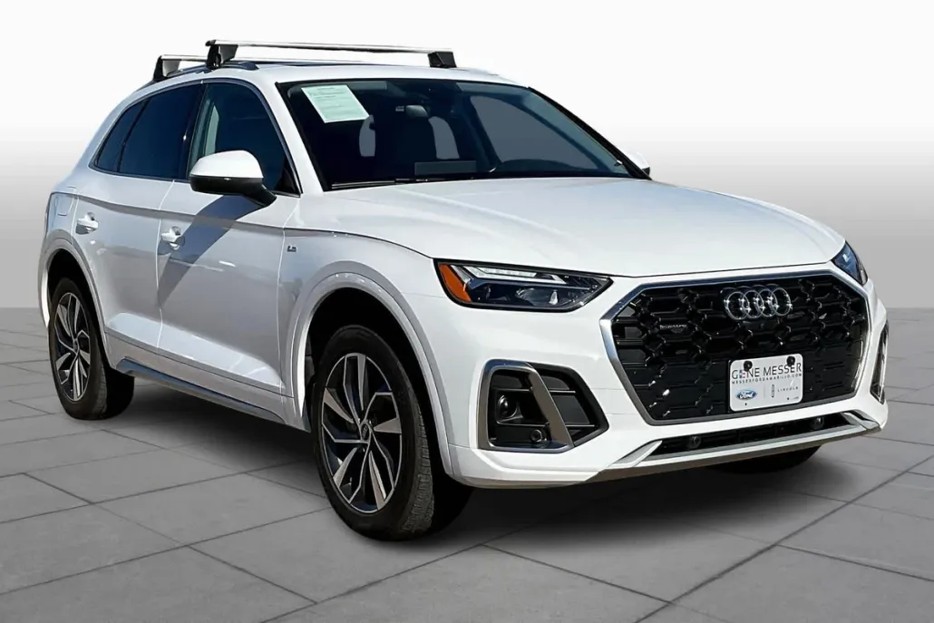 2024 Audi Q5 S line Premium Plus photo 1
