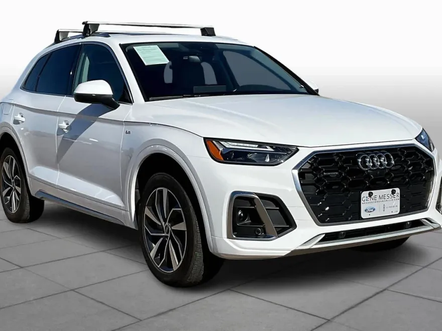 2024 Audi Q5 S line Premium Plus photo 1