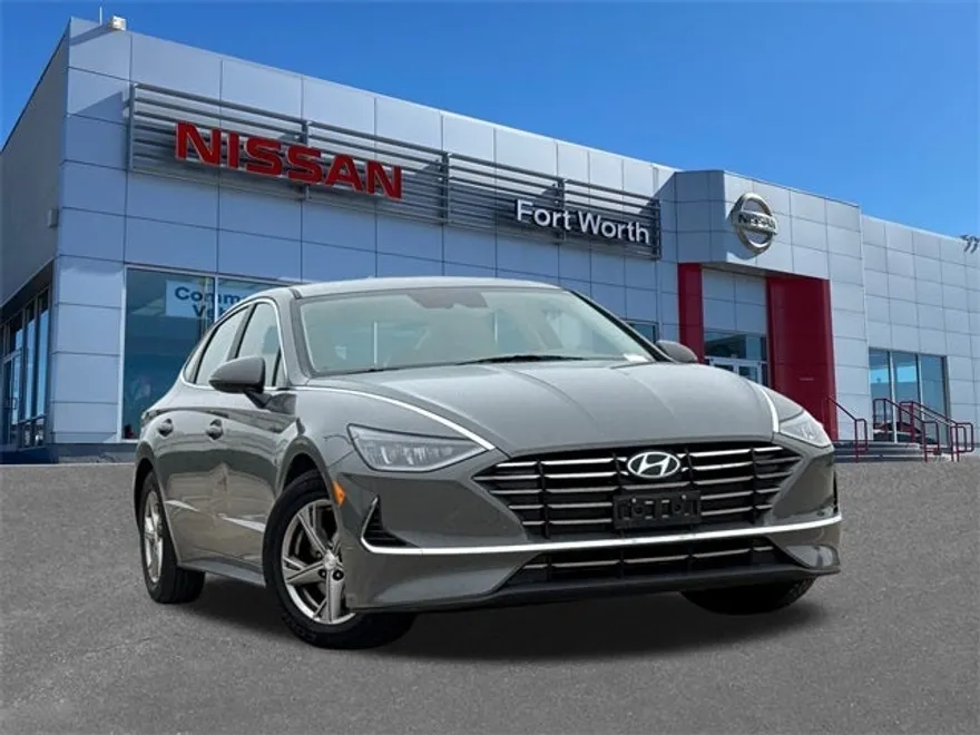 2023 Hyundai Sonata SE photo 1