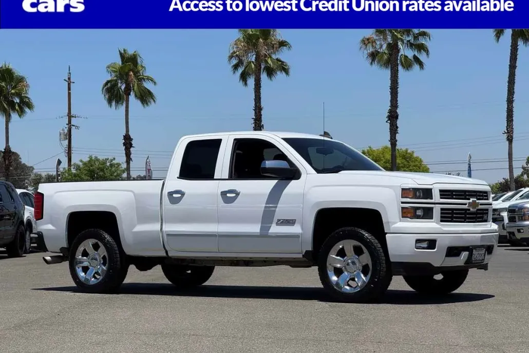 2015 Chevrolet Silverado 1500 LT Custom Sport photo 1