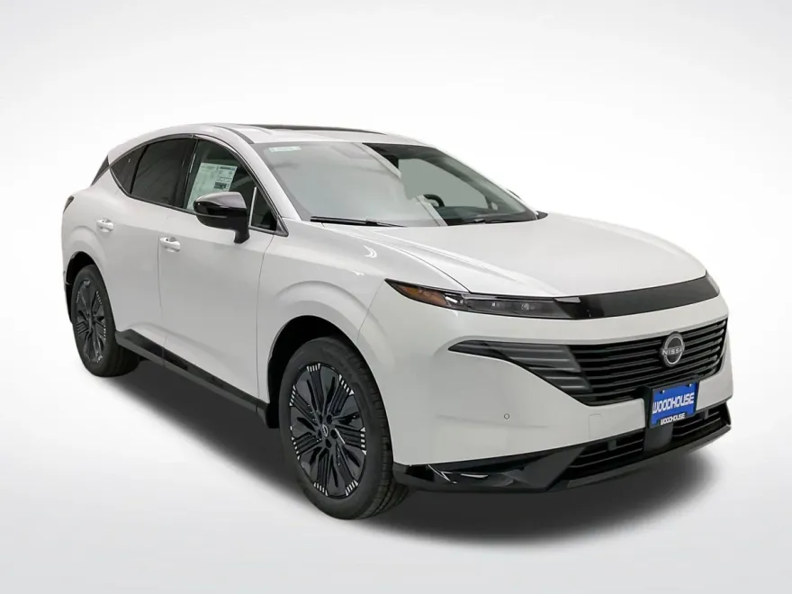 2025 Nissan Murano Platinum photo 1