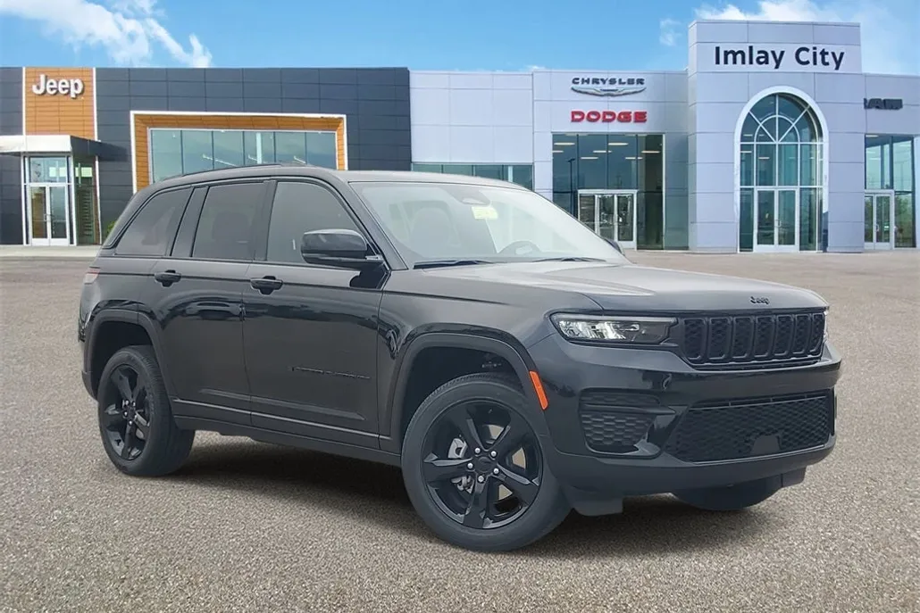 2025 Jeep Grand Cherokee Altitude photo 1