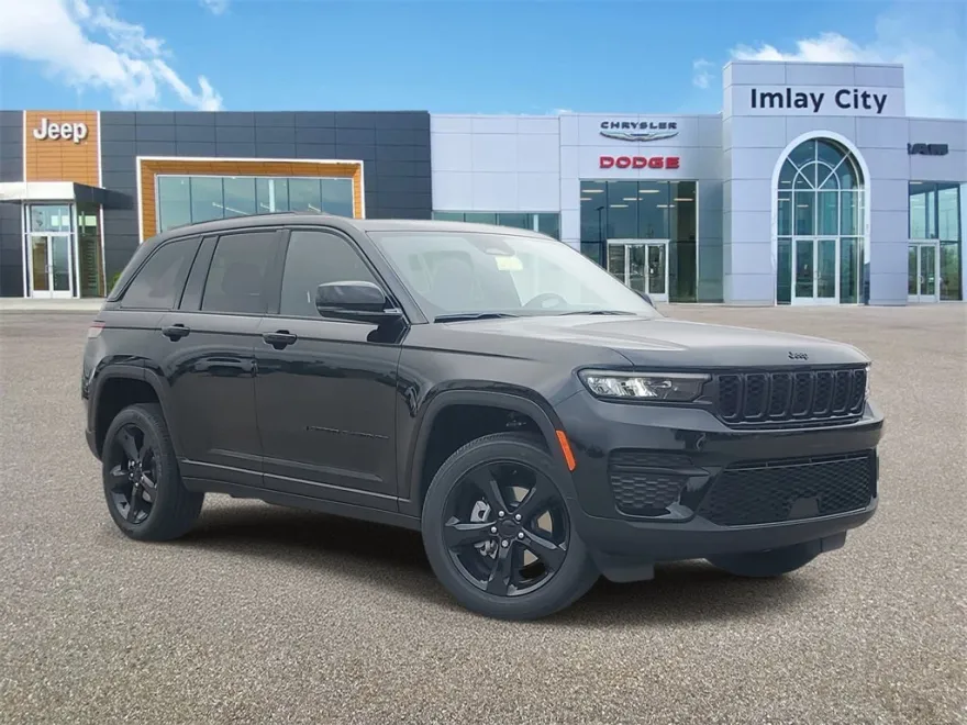 2025 Jeep Grand Cherokee Altitude photo 1