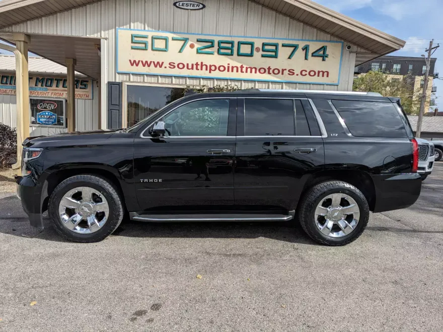 2016 Chevrolet Tahoe LTZ photo 1