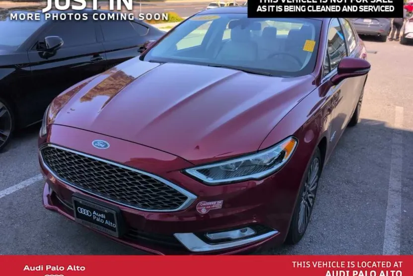 2017 Ford Fusion Energi Platinum photo 1