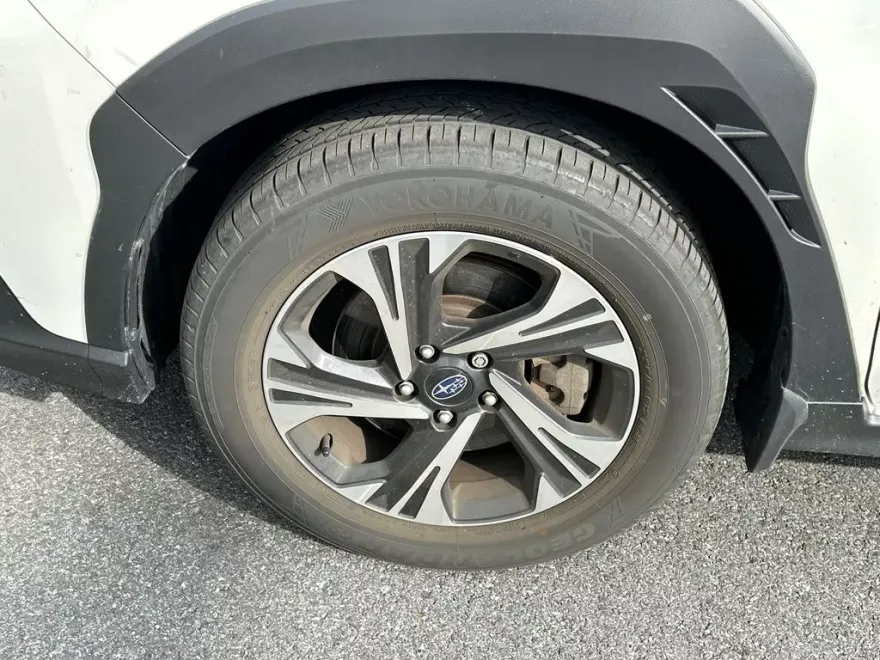 2024 Subaru Crosstrek Premium photo 1