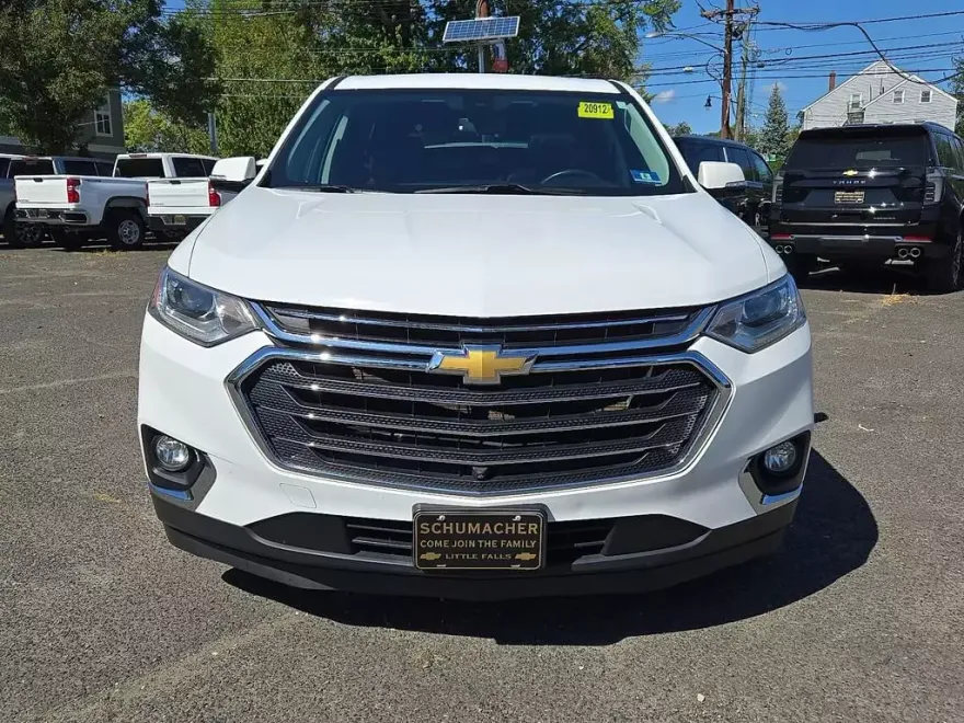 2020 Chevrolet Traverse Leather photo 1