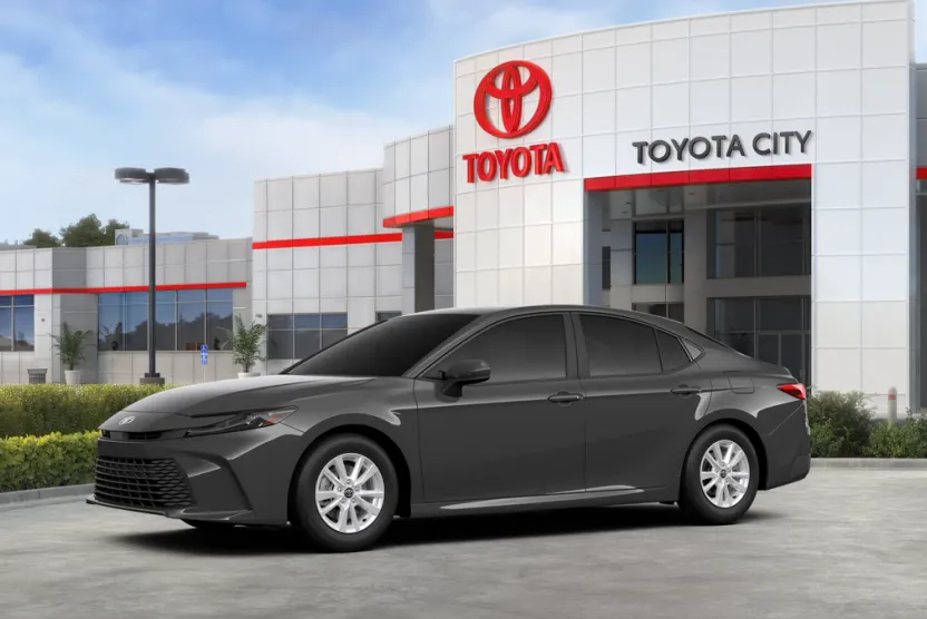 2026 Toyota Camry LE photo 1