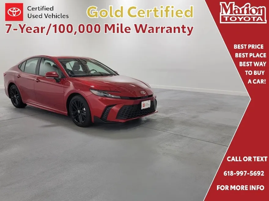 2025 Toyota Camry SE photo 1