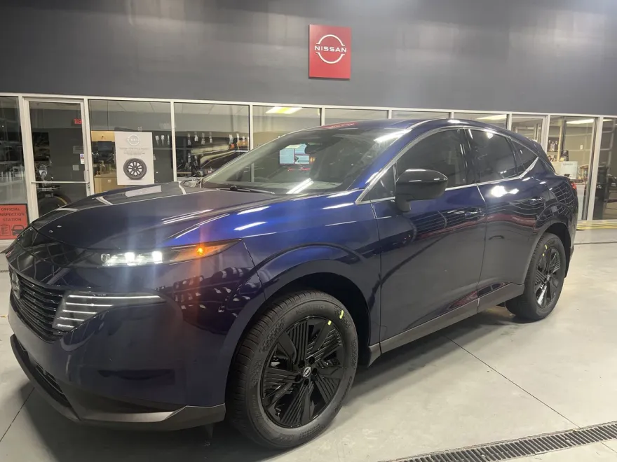 2025 Nissan Murano SV photo 1
