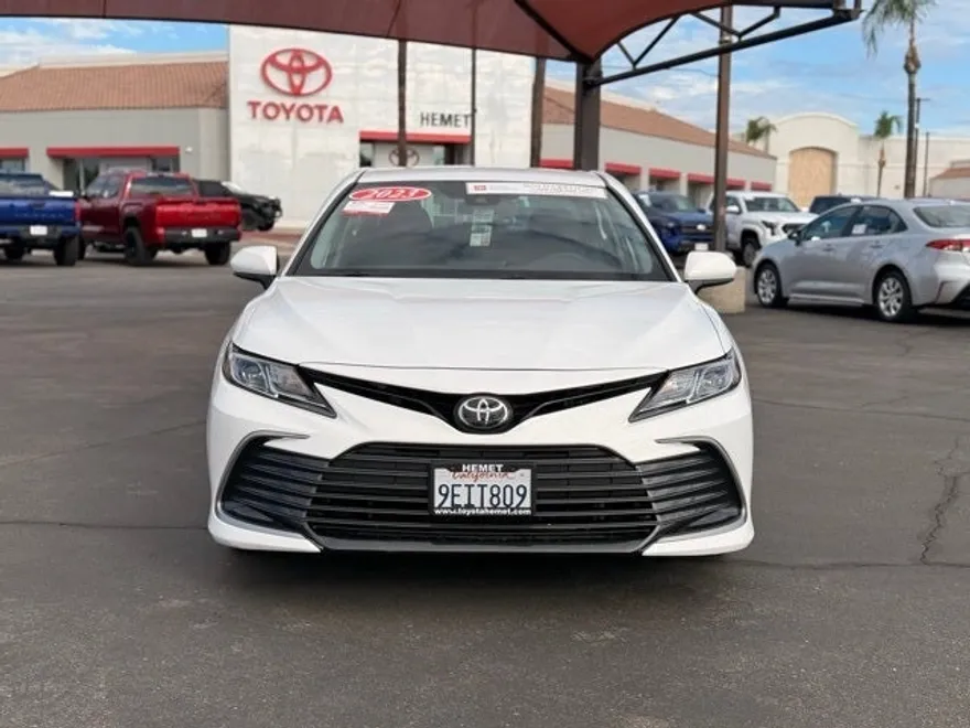2023 Toyota Camry LE photo 1