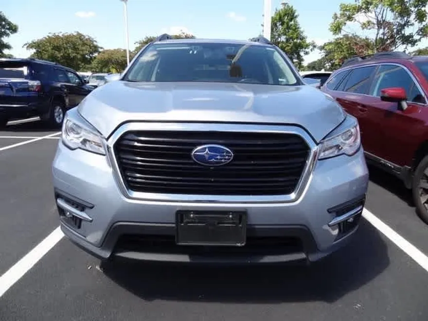 2022 Subaru Ascent Touring photo 1