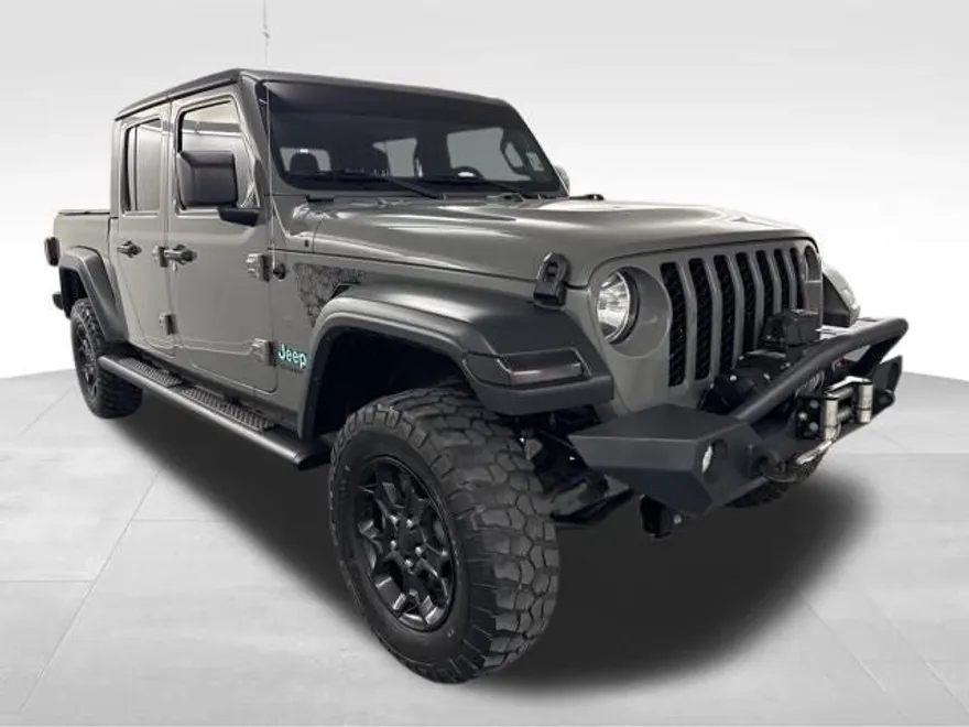 2020 Jeep Gladiator Sport S photo 1
