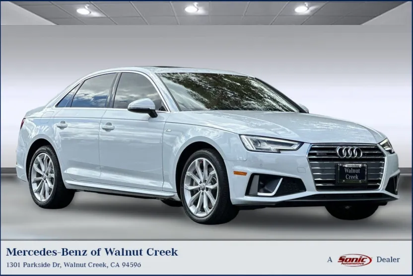 2019 Audi A4 Premium Plus 45 TFSI Quattro photo 1