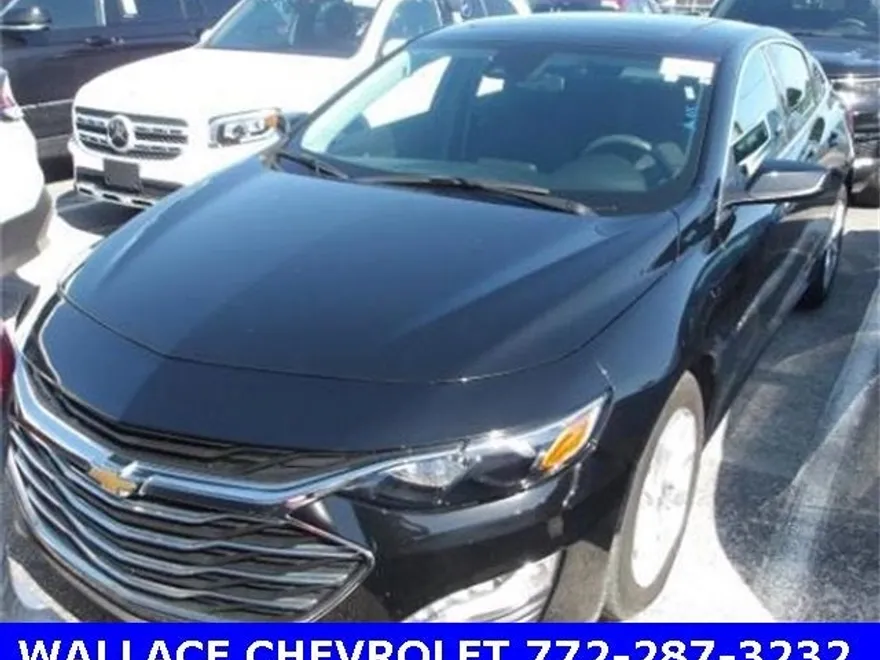 2024 Chevrolet Malibu 1LT photo 1