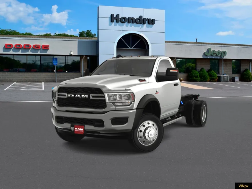 2024 Ram 5500 Tradesman photo 1