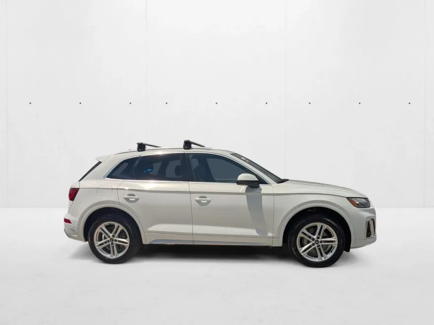2021 Audi Q5 Premium Plus photo 1