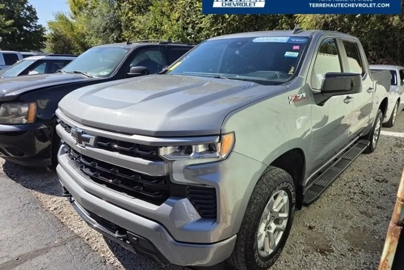 2023 Chevrolet Silverado 1500 RST photo 1