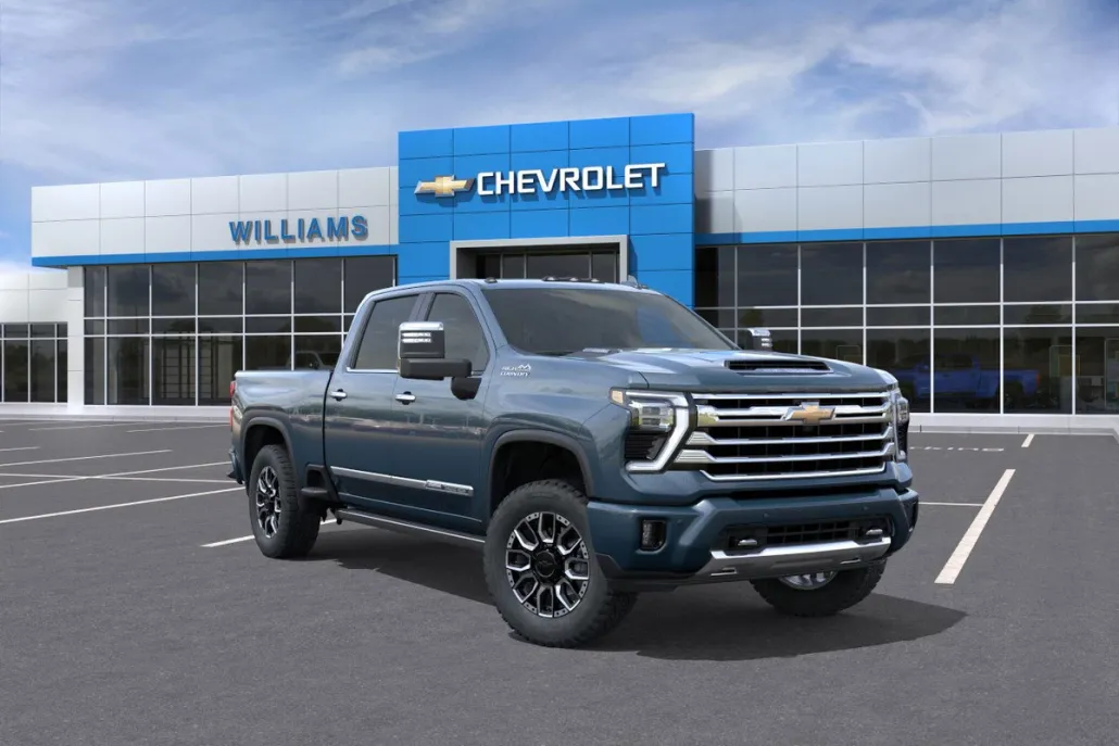 2025 Chevrolet Silverado 3500HD High Country photo 1