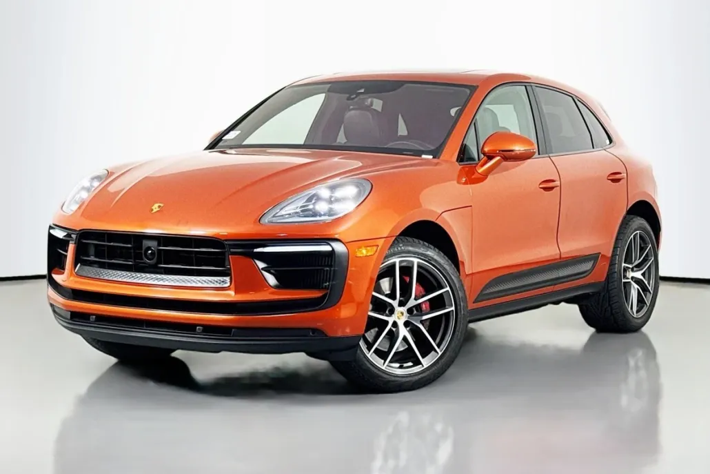 2023 Porsche Macan S photo 1