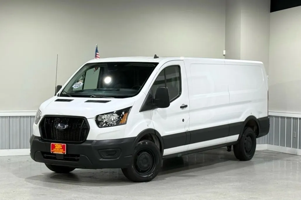 2021 Ford Transit Cargo Van photo 1